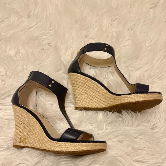 Brand NEW!!!! Michael Kors Navy Wedges - Picture 9 of 12